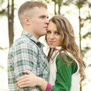 Meet your Posher, Maegan